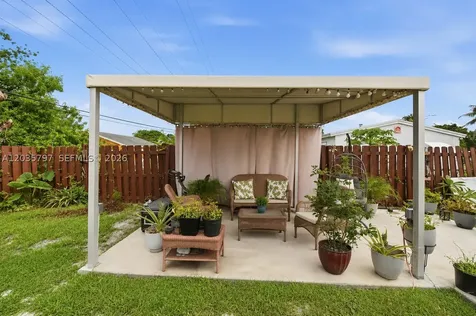 16420 NW 18th Place Miami Gardens FL 33054