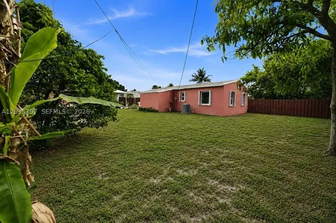 16420 NW 18th Place Miami Gardens FL 33054