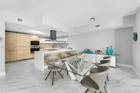 17111 Biscayne Boulevard North Miami Beach FL 33160