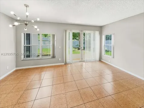 Pembroke Pines FL 33029