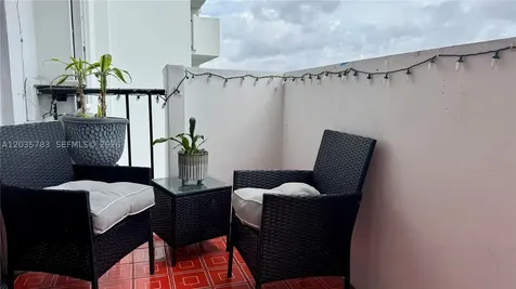 2780 NE 183rd Street Aventura FL 33160
