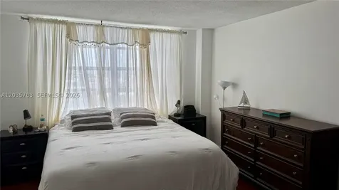 2780 NE 183rd Street Aventura FL 33160