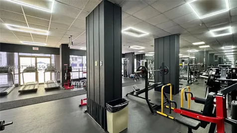 2780 NE 183rd Street Aventura FL 33160