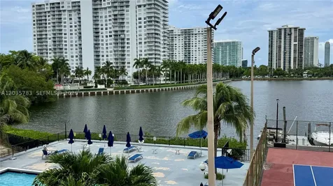 2780 NE 183rd Street Aventura FL 33160