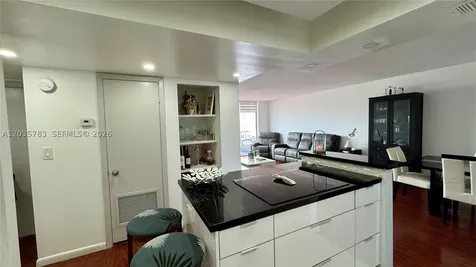 2780 NE 183rd Street Aventura FL 33160