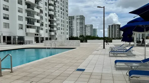 2780 NE 183rd Street Aventura FL 33160