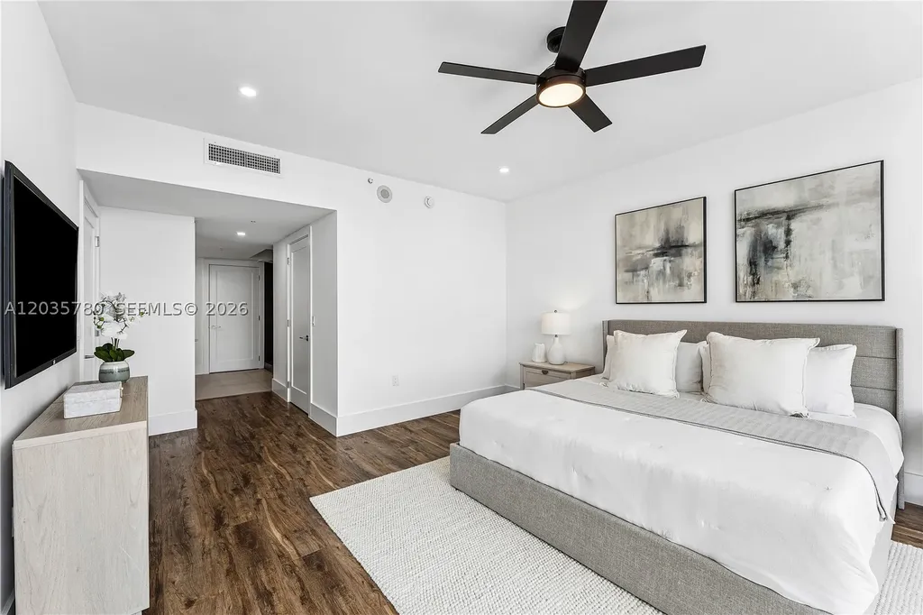 333 Las Olas Way Fort Lauderdale FL 33301
