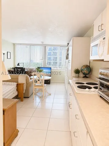 19201 Collins Avenue Sunny Isles Beach FL 33160