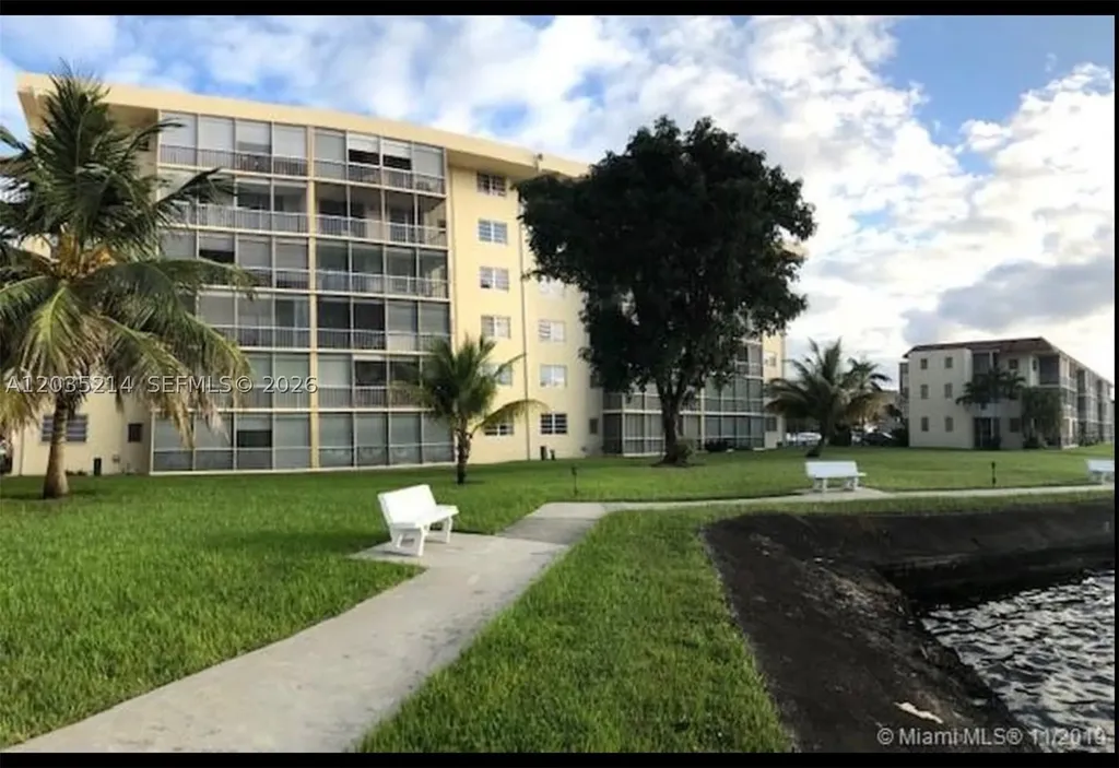 2999 Point East Drive Aventura FL 33160