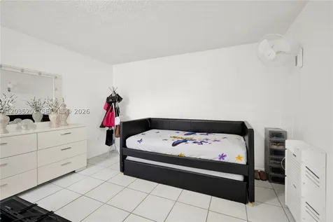 15460 SW 82nd Lane Miami FL 33193