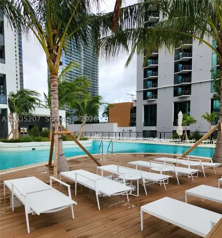601 NE 1 Avenue Miami FL 33132