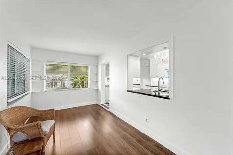 4705 NW 43rd Avenue Tamarac FL 33319