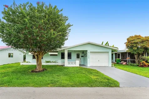 4705 NW 43rd Avenue Tamarac FL 33319