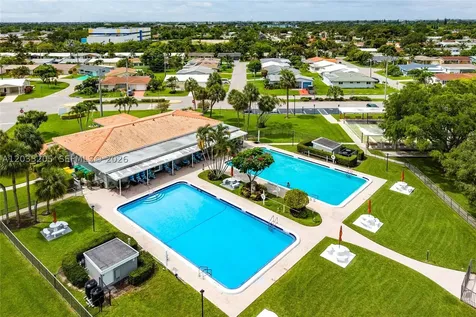 4705 NW 43rd Avenue Tamarac FL 33319