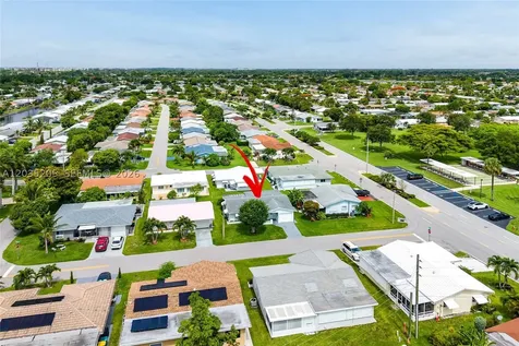 4705 NW 43rd Avenue Tamarac FL 33319