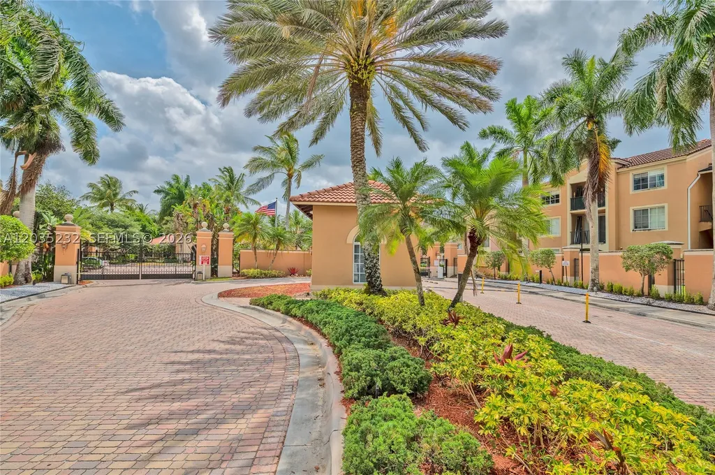 8000 N Nob Hill Road Tamarac FL 33321