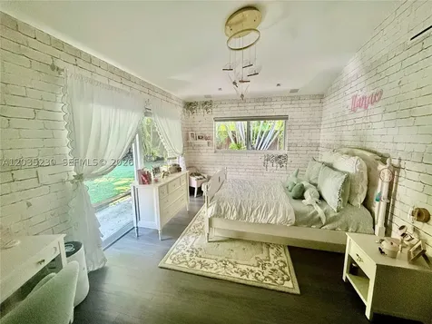 6460 SW 133rd Drive Pinecrest FL 33156