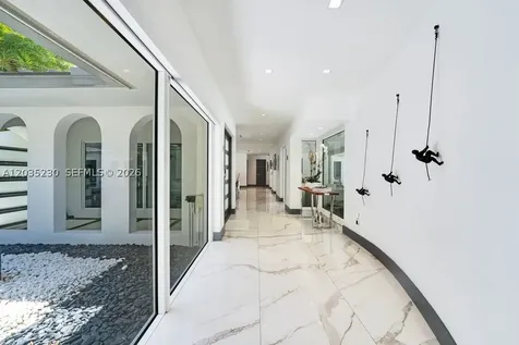 6460 SW 133rd Drive Pinecrest FL 33156