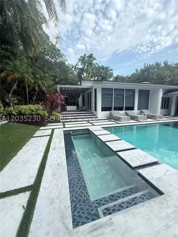 6460 SW 133rd Drive Pinecrest FL 33156
