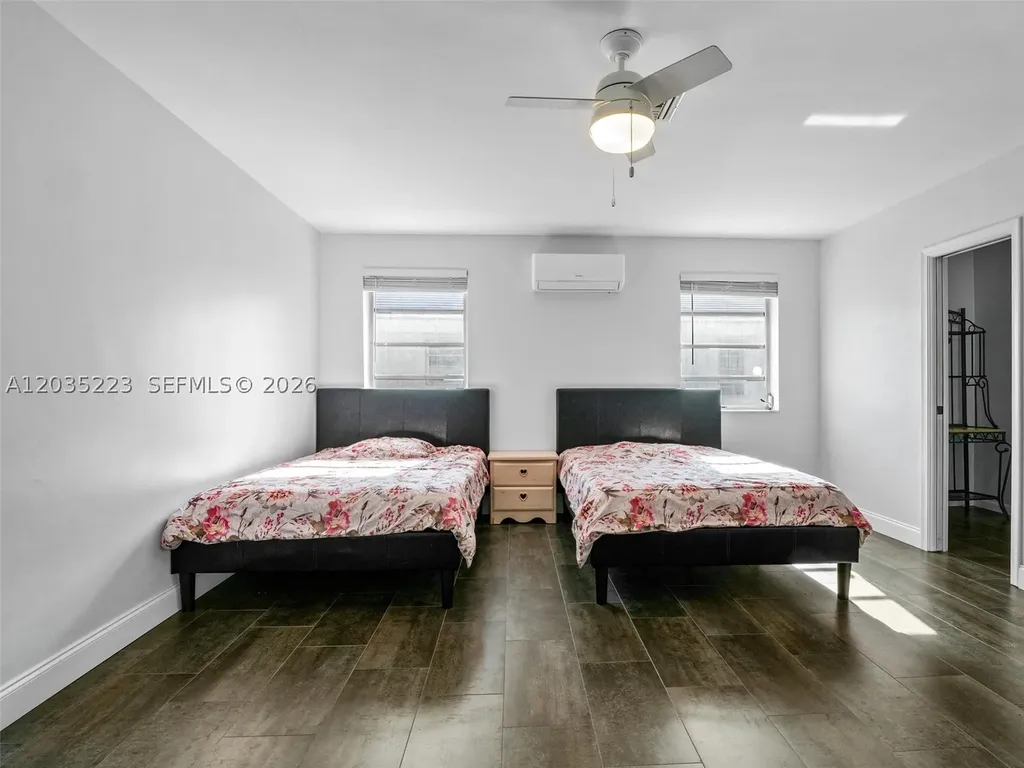 3610 N 53rd Avenue Hollywood FL 33021