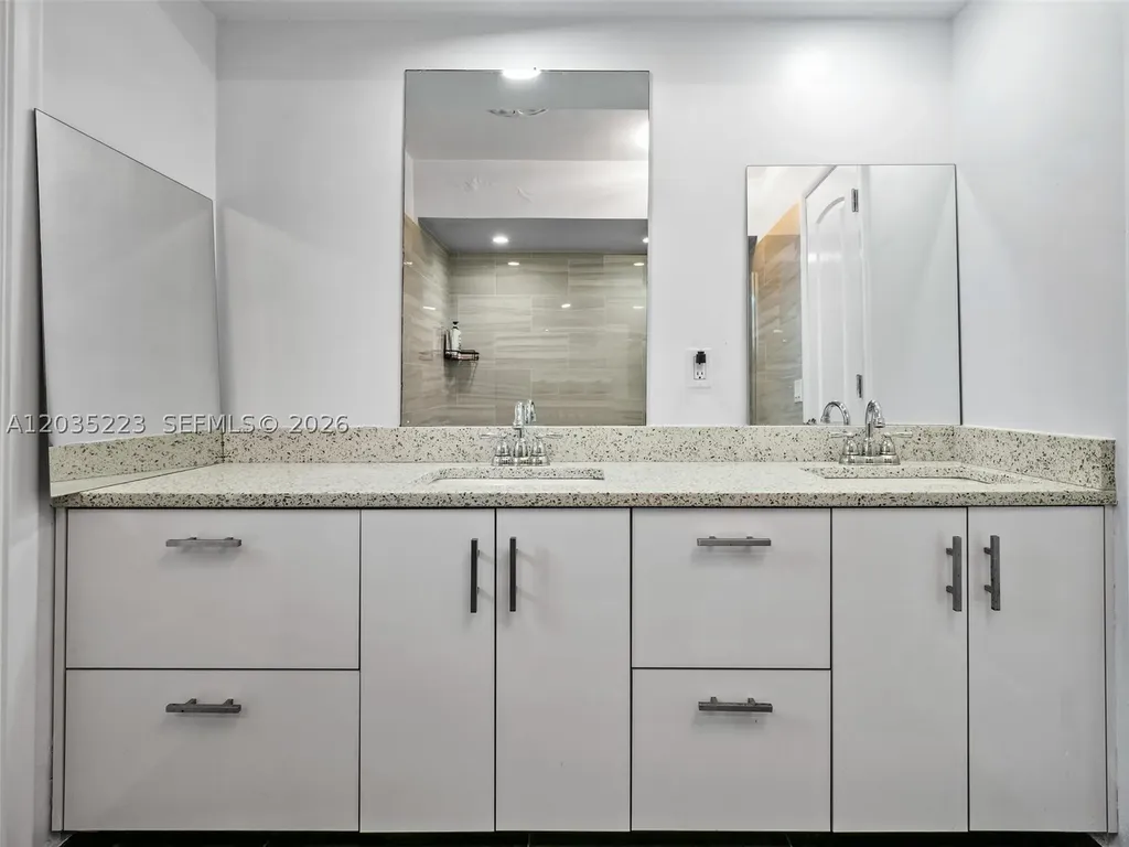 3610 N 53rd Avenue Hollywood FL 33021