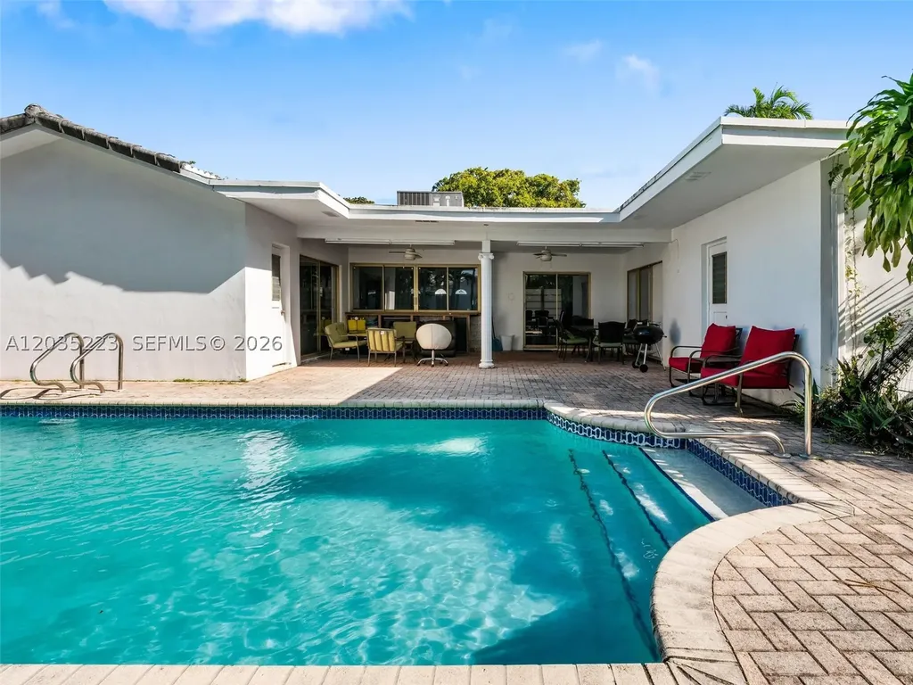 3610 N 53rd Avenue Hollywood FL 33021