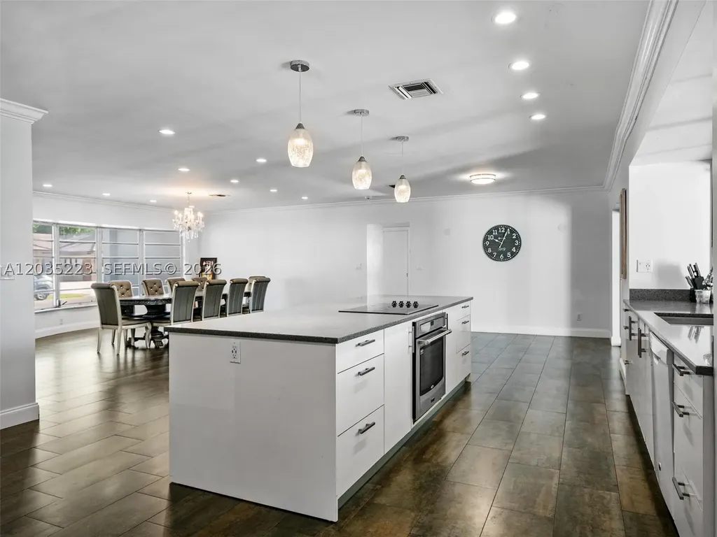 3610 N 53rd Avenue Hollywood FL 33021