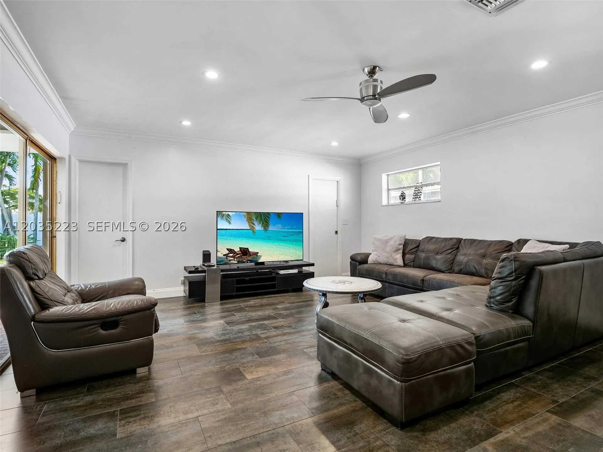 3610 N 53rd Avenue Hollywood FL 33021