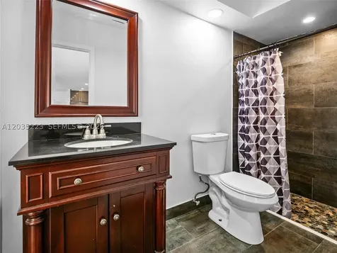 3610 N 53rd Avenue Hollywood FL 33021