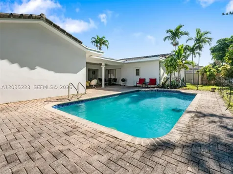 3610 N 53rd Avenue Hollywood FL 33021