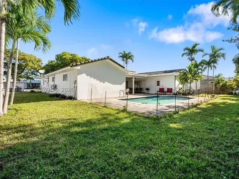 3610 N 53rd Avenue Hollywood FL 33021