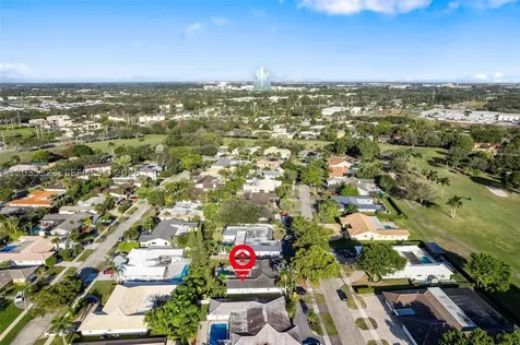 3610 N 53rd Avenue Hollywood FL 33021
