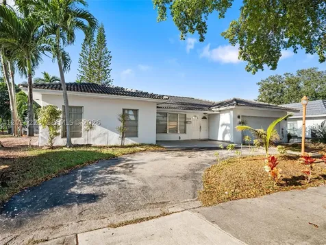 3610 N 53rd Avenue Hollywood FL 33021