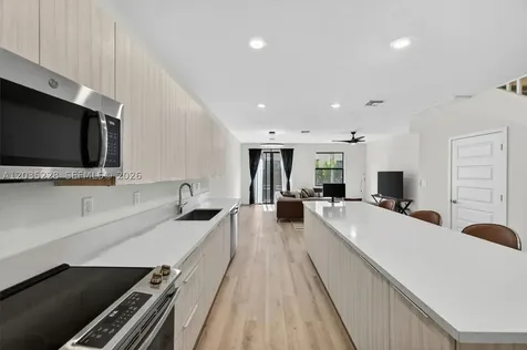 15841 NW 91st Court Miami Lakes FL 33018