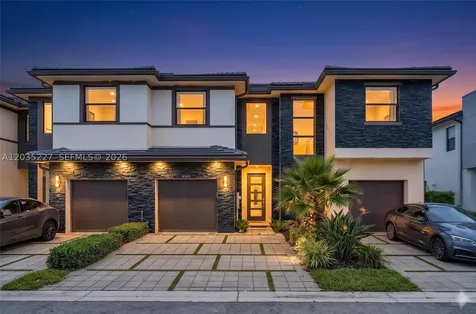 15841 NW 91st Court Miami Lakes FL 33018