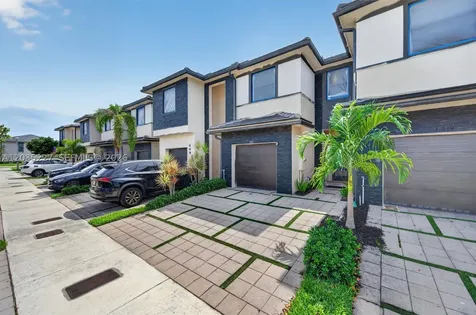 15841 NW 91st Court Miami Lakes FL 33018