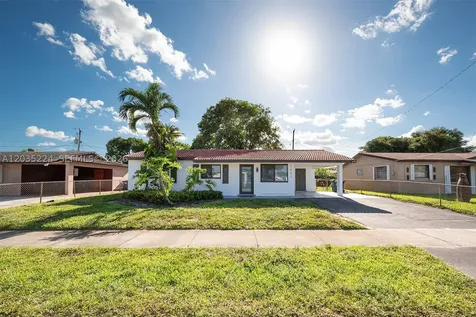 1421 NW 33rd Avenue Lauderhill FL 33311