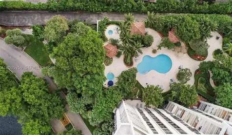 2000 Towerside Terrace Miami FL 33138