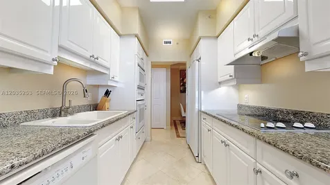 4779 Collins Avenue Miami Beach FL 33140