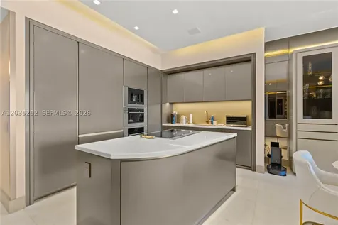 18975 Collins Avenue Sunny Isles Beach FL 33160