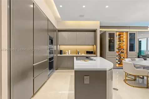18975 Collins Avenue Sunny Isles Beach FL 33160