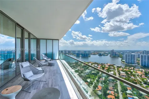 18975 Collins Avenue Sunny Isles Beach FL 33160