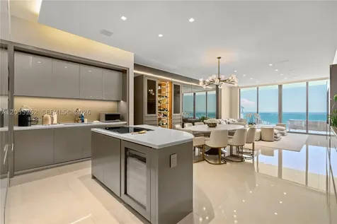 18975 Collins Avenue Sunny Isles Beach FL 33160
