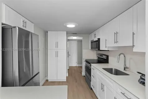 9411 SW 4th Street Miami FL 33174
