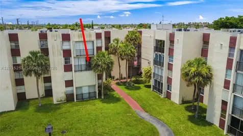 9411 SW 4th Street Miami FL 33174