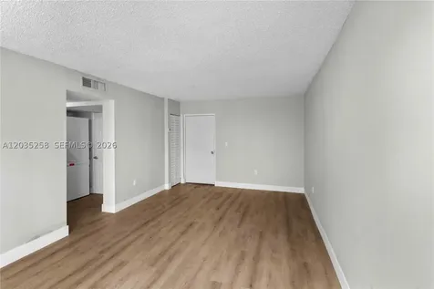 9411 SW 4th Street Miami FL 33174
