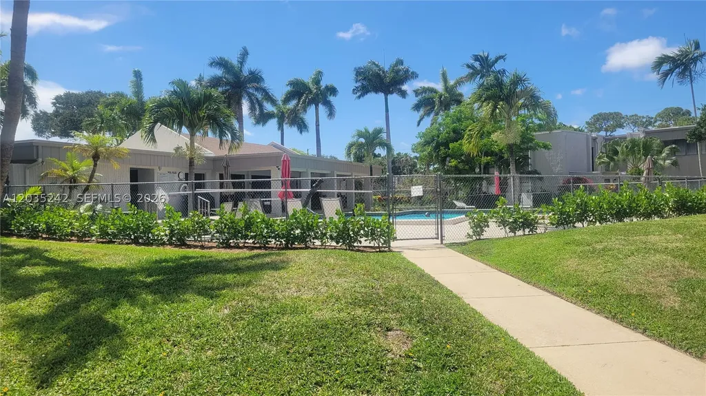 6666 Spring Bottom Way Boca Raton FL 33433