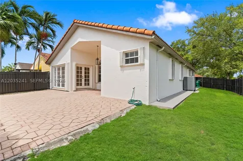 15153 NW 89th Place Miami Lakes FL 33018