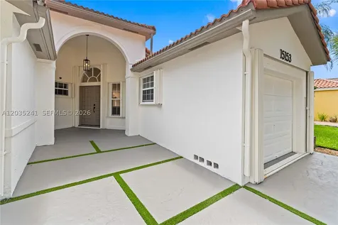 15153 NW 89th Place Miami Lakes FL 33018