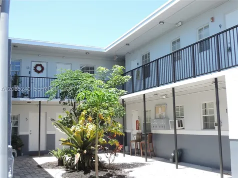 3615 Thomas Avenue Miami FL 33133